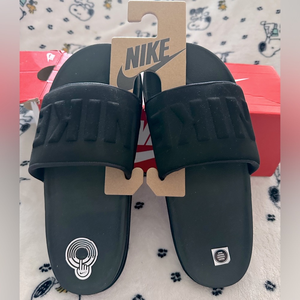Nike slides size 9